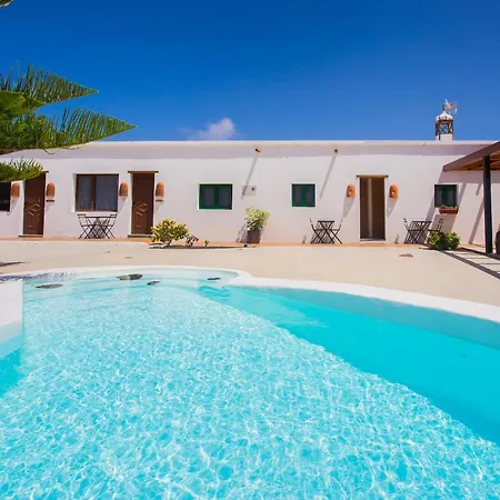 Casa Volcan Y Mar * יאיזה